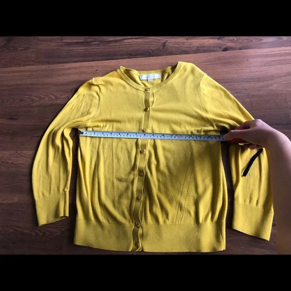 🔥4/$20 Loft Mustard Yellow Cardigan/Sweater - Picture 10 of 14